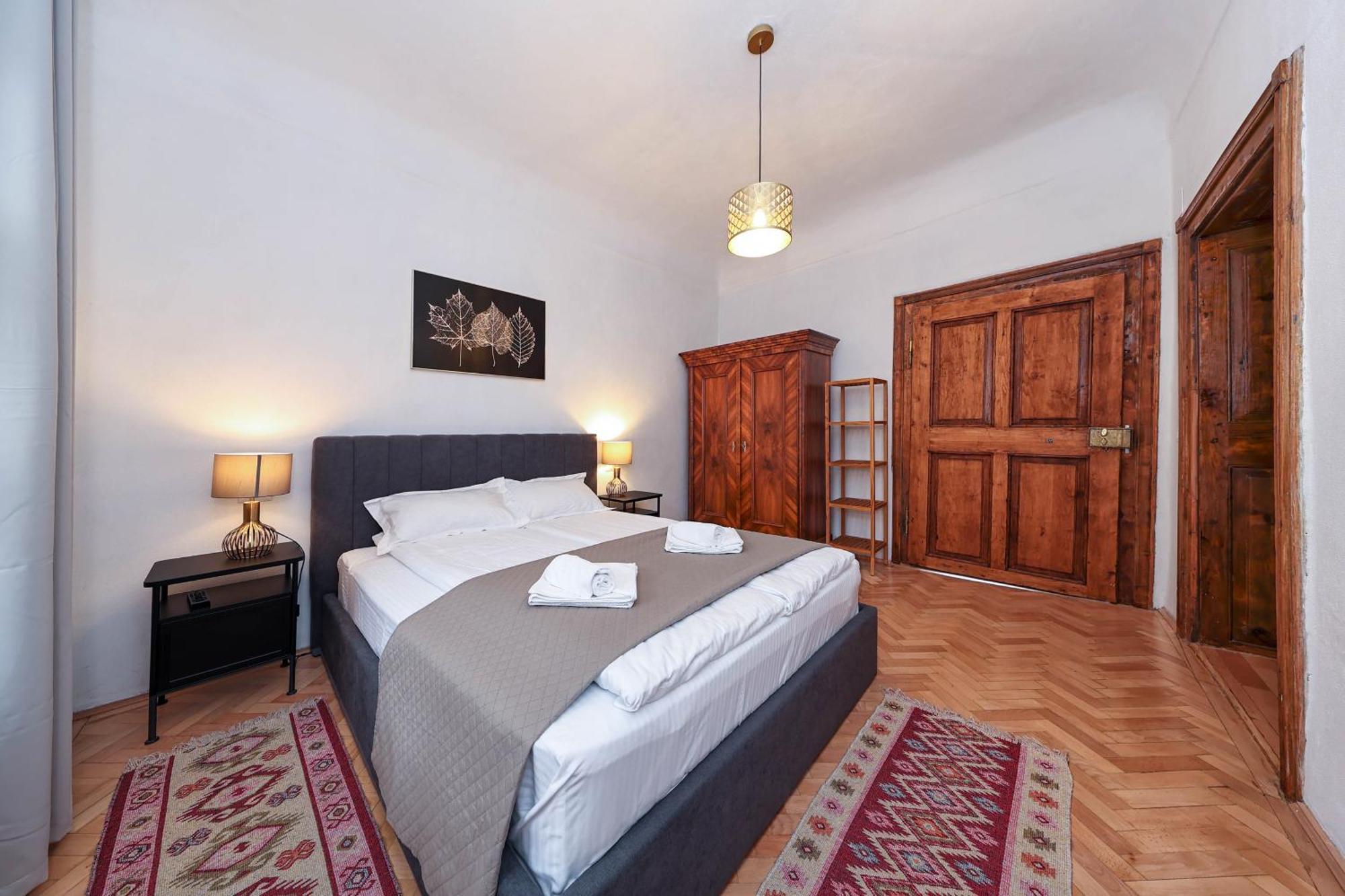 Hirscher Apartments Braşov Eksteriør billede