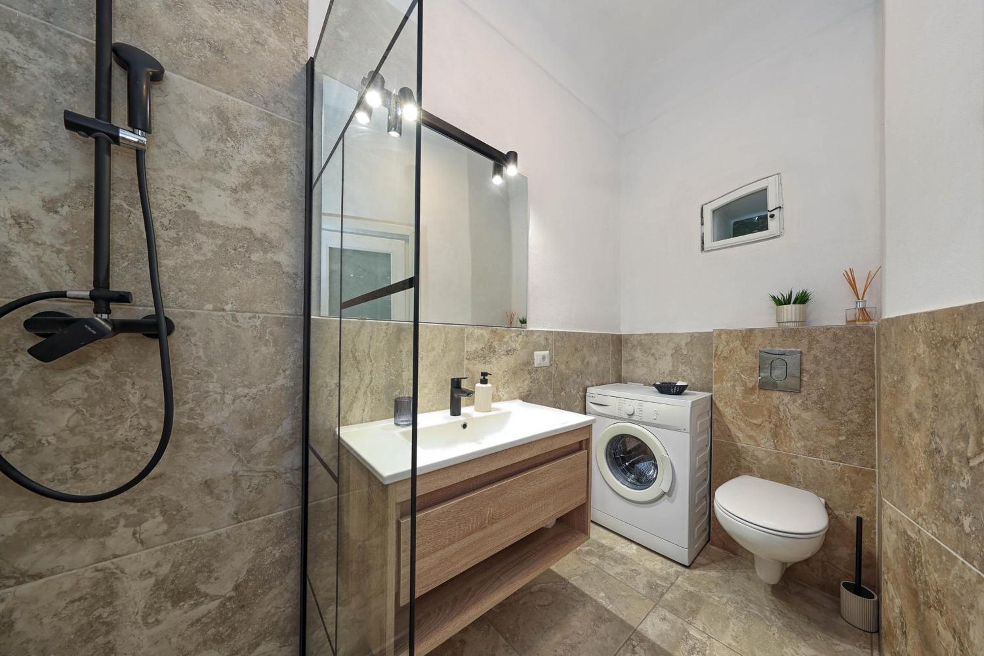Hirscher Apartments Braşov Værelse billede