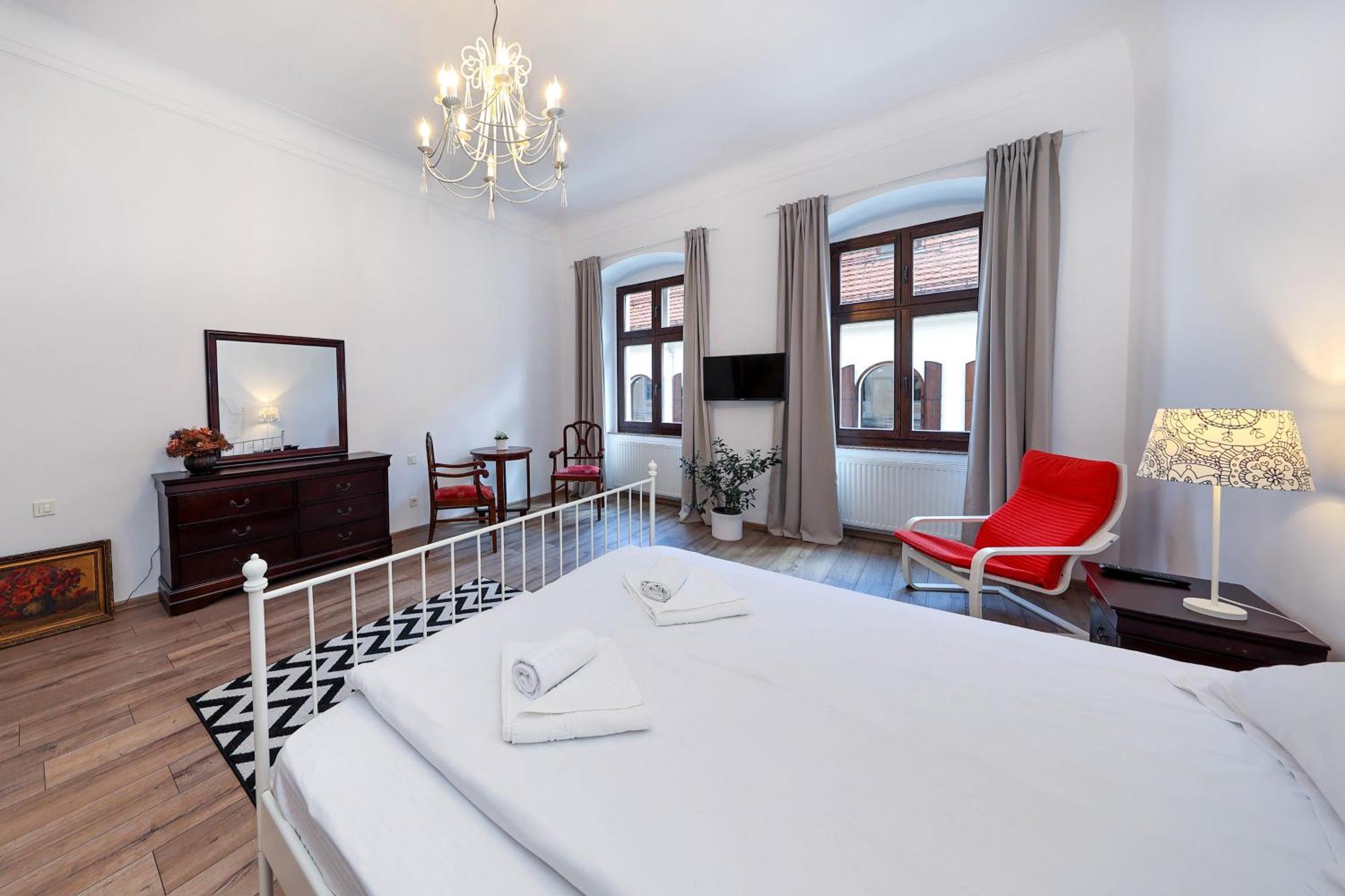 Hirscher Apartments Braşov Eksteriør billede