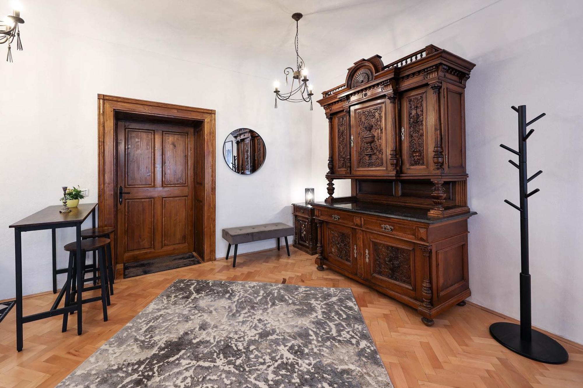 Hirscher Apartments Braşov Eksteriør billede